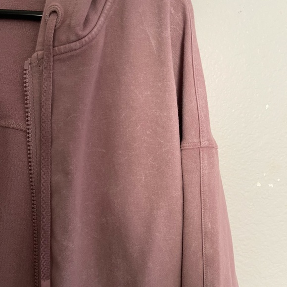 LULULEMON jacket - Picture 4 of 6